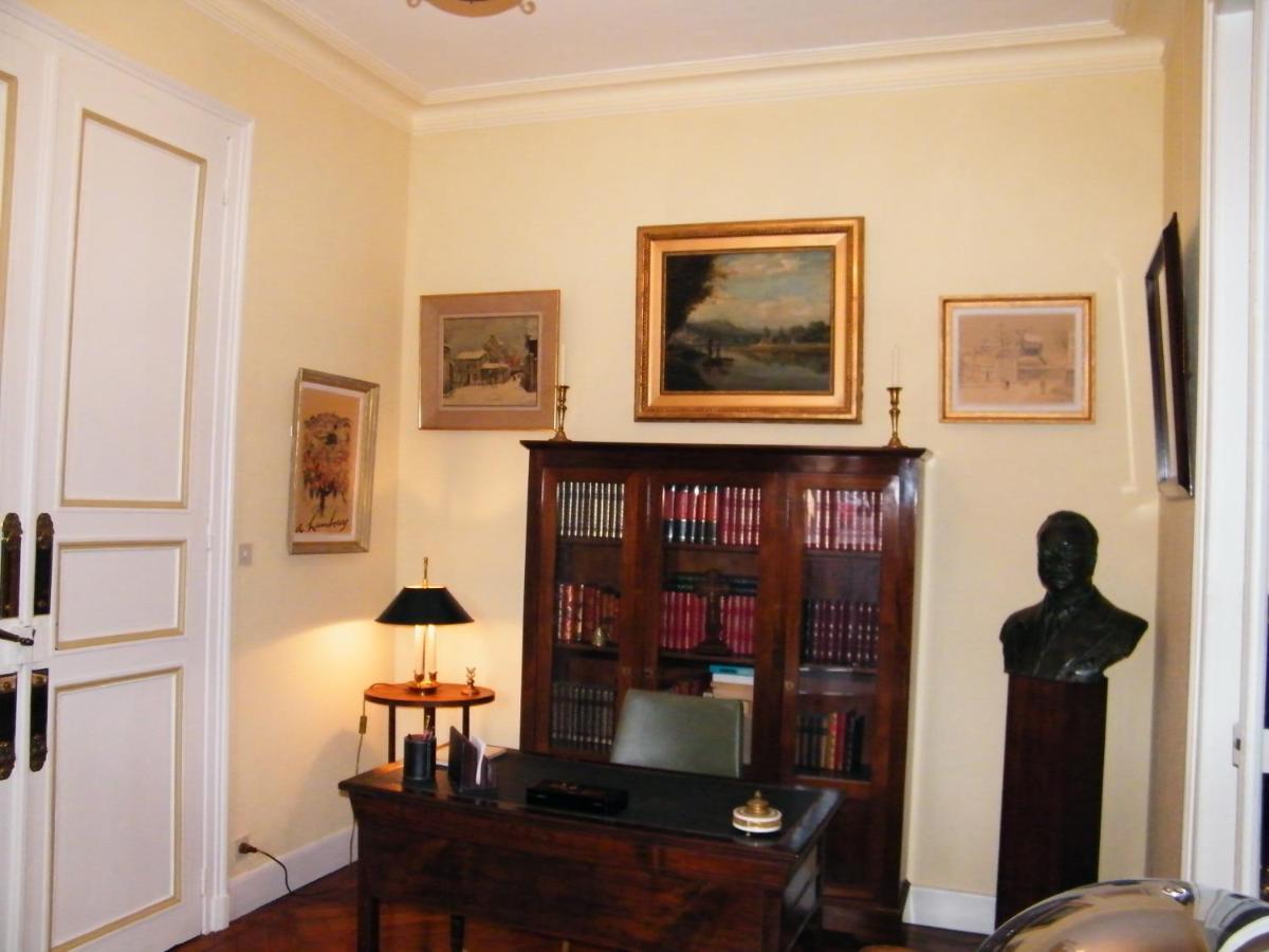 Villa Des Capucins Ликсей-ле-Бен Экстерьер фото