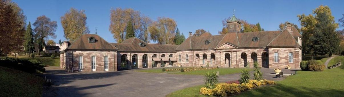 Villa Des Capucins Ликсей-ле-Бен Экстерьер фото