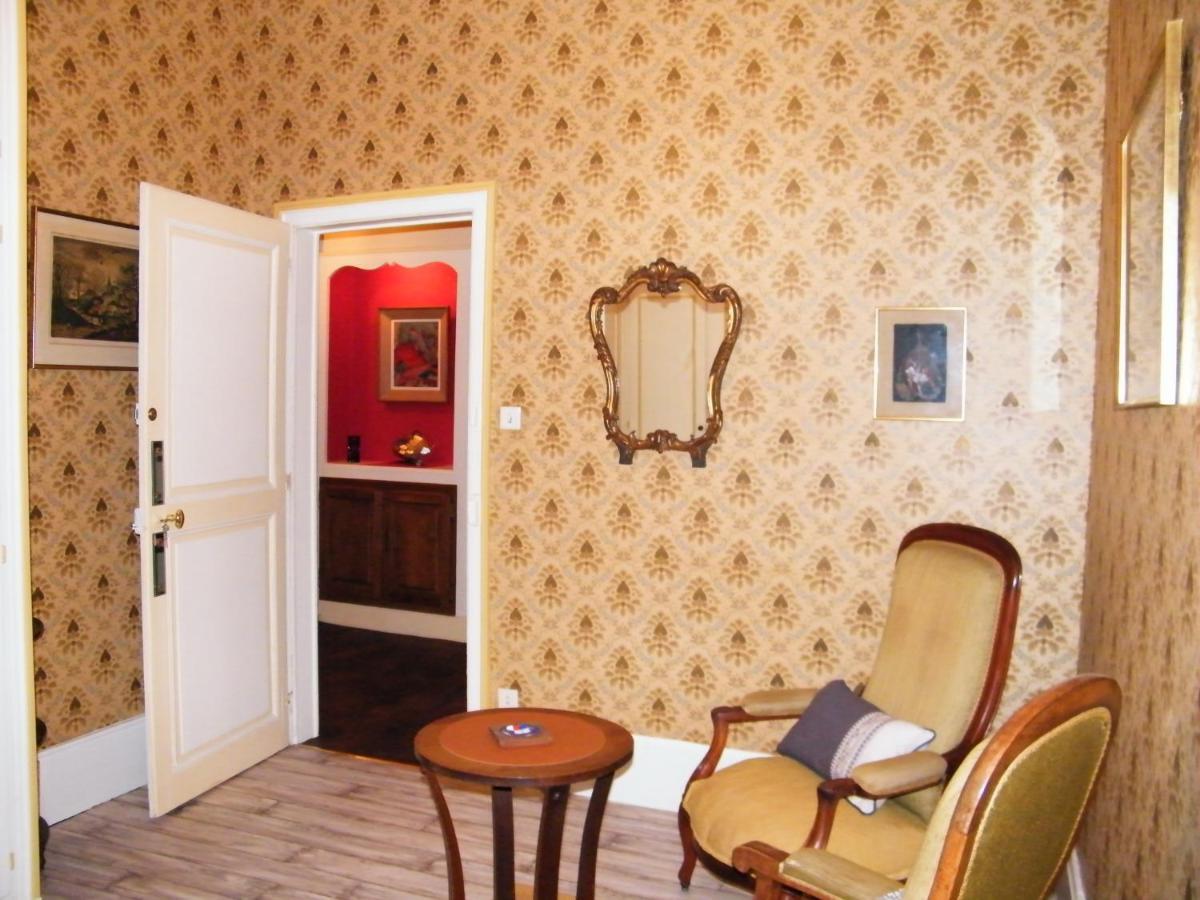 Villa Des Capucins Ликсей-ле-Бен Экстерьер фото
